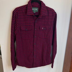 American Eagle Super Soft Red/Navy Plaid Everyday Shirt, S - Rustic, Rugged